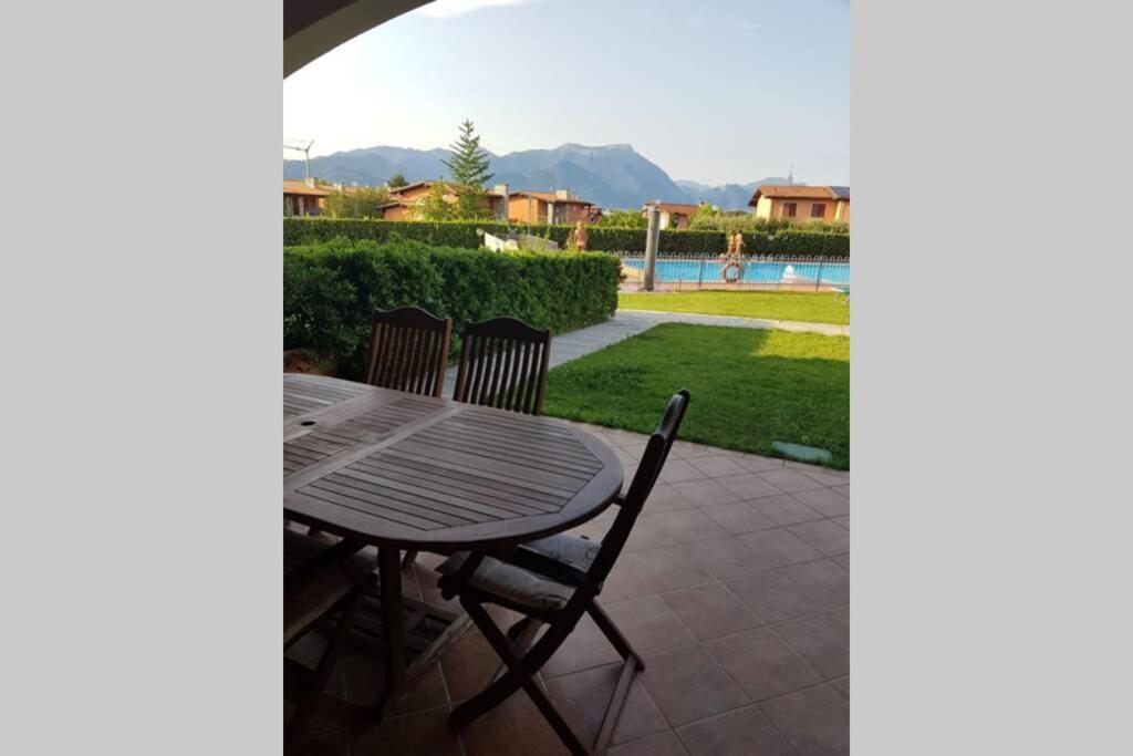 Casa Paradiso Del Garda Манерба-дель-Гарда Екстер'єр фото
